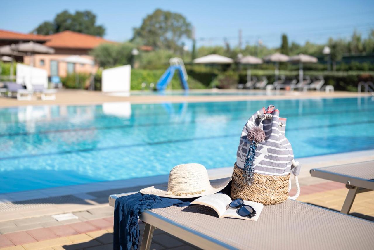 Villaggio Il Girasole Follonica Buitenkant foto