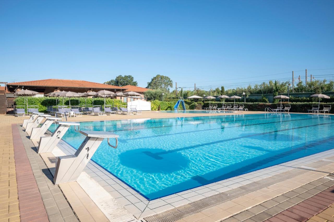 Villaggio Il Girasole Follonica Buitenkant foto