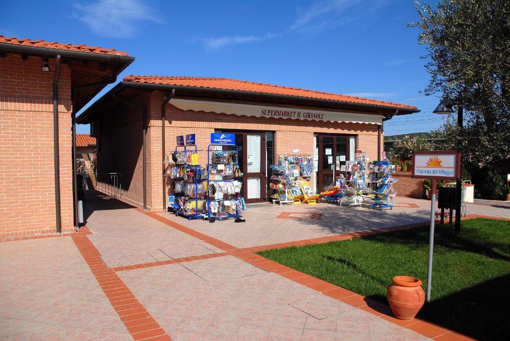 Villaggio Il Girasole Follonica Buitenkant foto